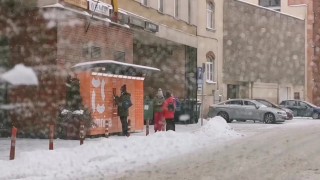 Teaser Litauisches Mädchen Masturbiert Im Auto Auf Der Straße Im Stadtzentrum