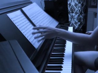 Trying_to Hold My Pee While PlayingPiano