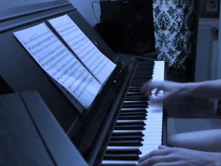 Trying to hold my pee while playing piano