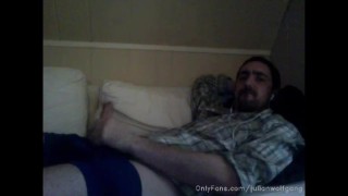 Verbal stepbro in Maine gets dirty on webcam with his huge uncut cock and balls. Video@ Onlyfans