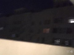 Рискованный секс в подъезде на балконе - соседи смотрят - Screenshot 5 of 16 - Teenager