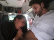 Preview 3 of La jefa paramedico convence al empleado nuevo a chichar en la ambulancia