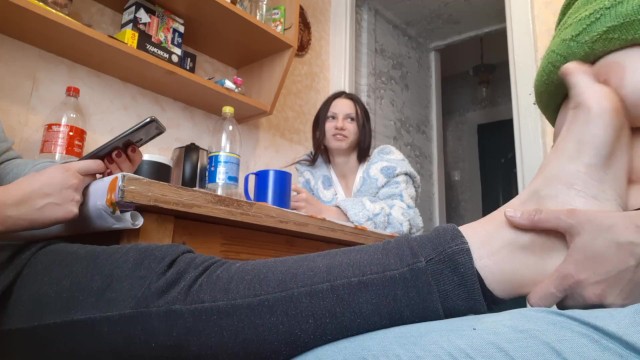 Игра правда или действие превратилась в траходром на кухне - Lesbian_illusion