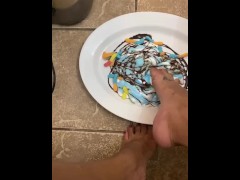 Squishy, gummy yummy cream feet