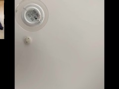 【女装】私服〇学生が天井の電球を取り換え、逆さ撮りで可愛い白パンチラ！ - Screenshot 1 of 16 - Crossdresser