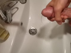 Flaccid to Semi Erected and Cumshot - Turkish Teen
