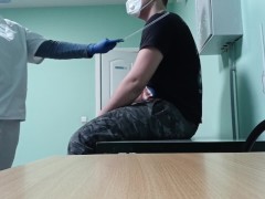 Video Russisk porno.  Sygeplejersken blev sur, fordi jeg nægtede at tage medicinen.