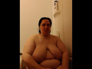 Толстушки в ванне