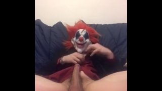  clown se masturber