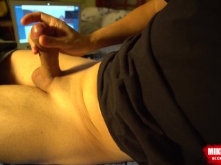 Guy with girl masturbate_on video_chat