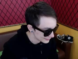 Twink wanking all day but recorded hik