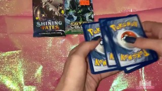 ASMR POKEMON CARD PULLS - IK KAN NIET GELOVEN DAT IK DIT UIT HET GLANZENDE FATES HEEFT GETROKKEN!