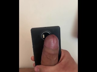 POV me MASTURBE y Llené De SEMEN El Teléfono De Mi PADRASTRO