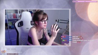 GAMER GIRL ASSHOLE GETTING DESTROYED IN PUBG (SHYPHOEBE)