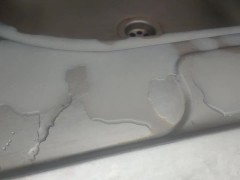 смываю жидкую сперму с раковины [мыльная имитация рассказ] - Screenshot 2 of 16 - Squirting