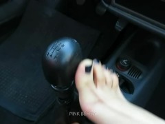 Pedal pumping and petite feet