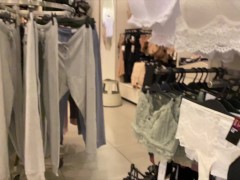 Video Try new lingerie in Mall ends with Risky Cumshot on TITS