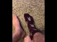 Taking of my socks after a skate sesh VERY HOT (bs 50-50 landed on big box)