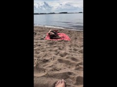 Video DICK FLASH ON BEACH  Little dick public flashing