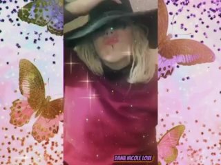 Living my best life. Creating content, dressing up, and on one.