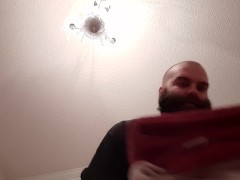 Folding a load of towels, the right way! Wholesome porn for the ladies