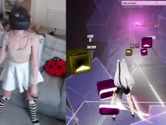 GAMER GIRL GETTING FUCKED BY A BEAUTIFUL BEAT SABER MAP