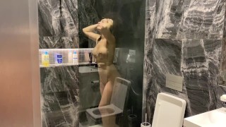 Jenifer Jane and an interesting shower