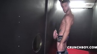 Французскую шлюху seyx трахнул голый Кевин ДЭВИД в сауне IDM Paris и развести для кранчбоя