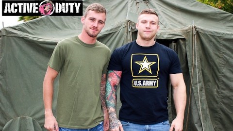 ActiveDuty - Exército tatuado Muscle Hunks foda crua