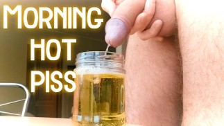 Morning golden pee, hot piss with bubbles