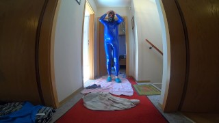 Enclosed in Latex Catsuit with Neckentry