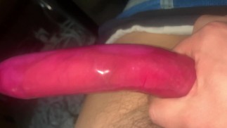 Abspritzen in kondom  Nahansicht dauerständer handjob grosser schwanz penis runterholen amateur