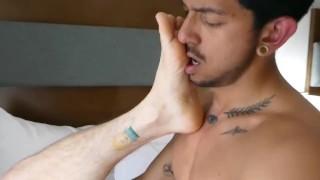 Leo Fucks That Big Cum-Covered Cock Into Riley's Tight Hole Moving Quickly And Forcefully