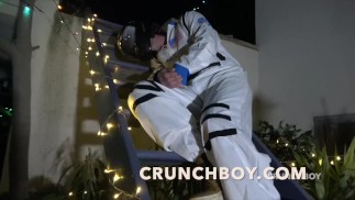 Настоящий астронавт из НАСА трахнул без презерватива на открытом воздухе ночью Кевин ДЭВИД для CRUNCHBOY