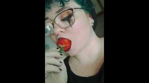 Sucking Juicy Berry