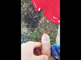 piss outside on my shorts