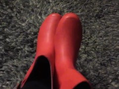 Squeaky Red Boots - Screenshot 11 of 16 - Squeak