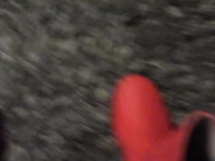 Squeaky Red Boots - Screenshot 13 of 16 - Squeaking