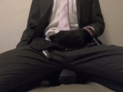 Preview 4 of “変態”日本男子，在工作6结束时穿着西装自慰