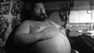 Звуки выплескивания живота