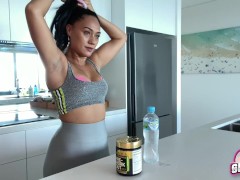 Video I Drink Pre WorkOut Before This Epic Deepthroat Blowjob! I Keep Sucking After He Cums In My Mouth!