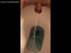 Closeup pee compilation - Screenshot 15 of 16 - Piss