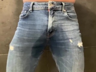 Моча в джинсы
