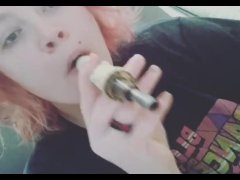 milf having a dab💨😈 (i dont own any copyrights to music)