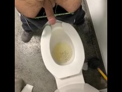 Peeing feels so good 