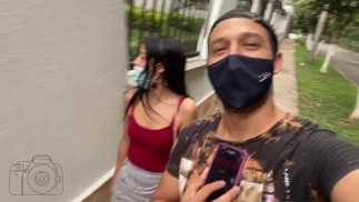 Я беру его игрушку под свой контроль, и машины начинают прибывать