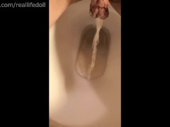 Closeup peeing compilation - Screenshot 5 of 16 - Piss