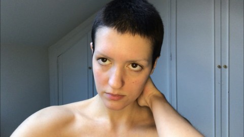 J’AI RASÉ MES SOURCILS; JE PARLE ET J’ÉCOUTE SIA