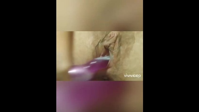 ШЛЮХА НЕ МОЖЕТ ПЕРЕСТАТЬ МАСТУРБИРОВАТЬ, МНОЖЕСТВЕННЫЕ ОРГАЗМЫ!