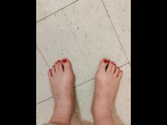 Red toe nails - Screenshot 14 of 16 - Red Nails